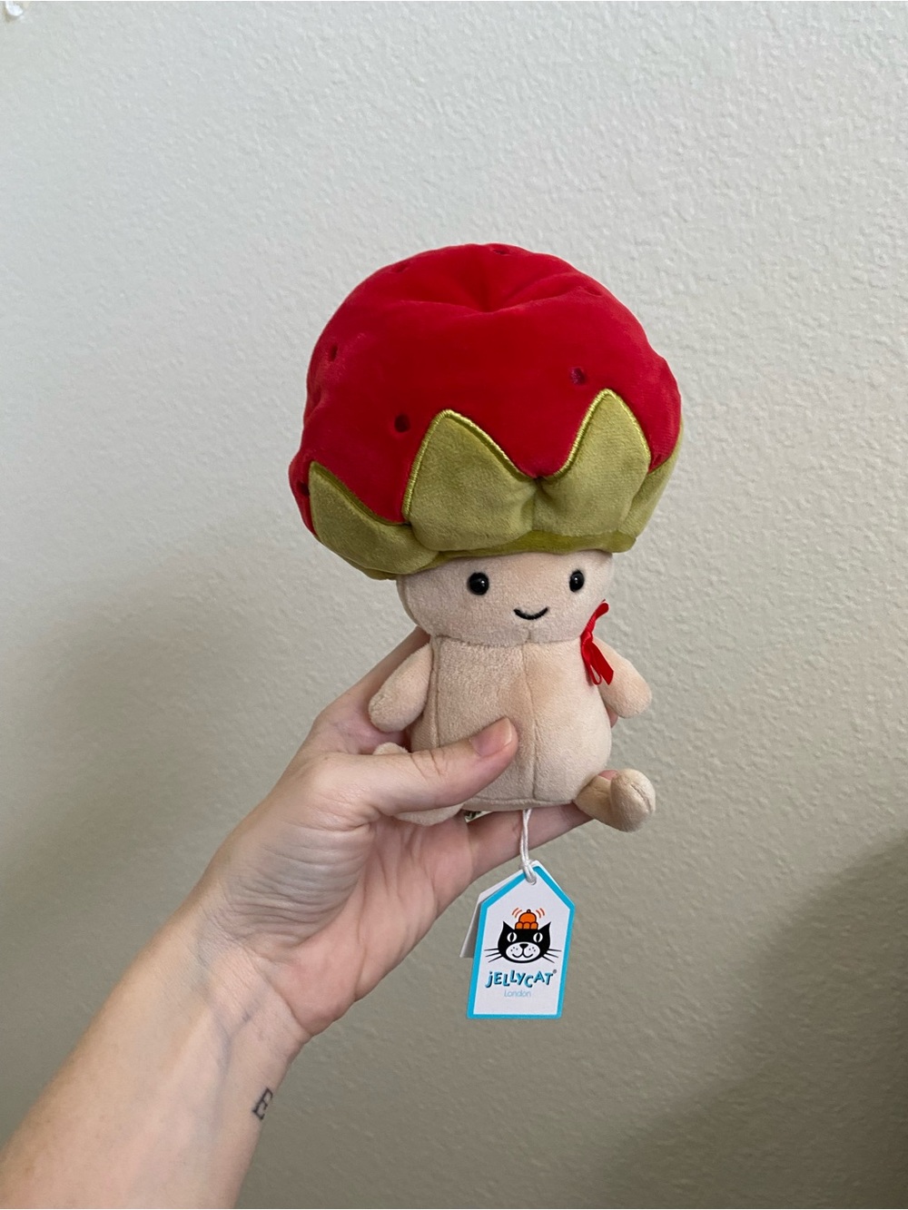 Jellycat Straw-Beret Sallie *Retired*